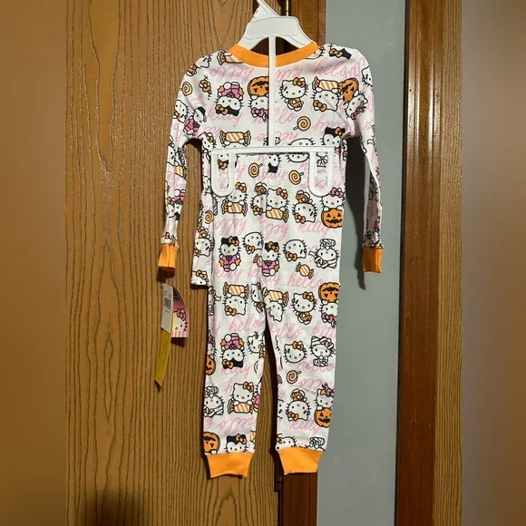 Halloween trick or treat candy Hello Kitty Pajamas - Picture 5 of 7